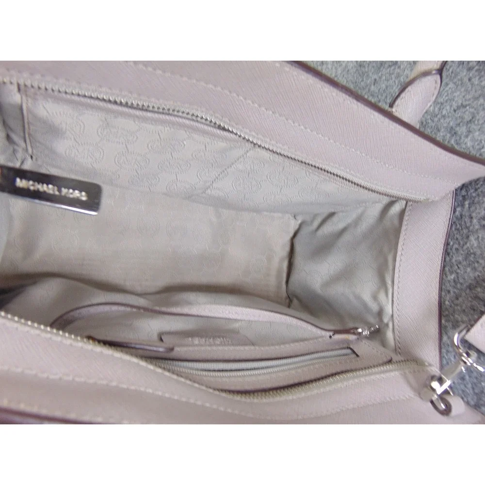 Michael Kors Selma Studded Satchel Bag Tan Beige Saffiano Leather‎ Crossbody